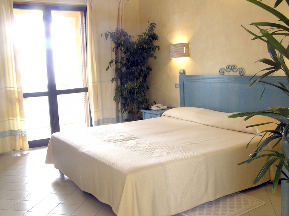 TH Costa Rei - Free Beach Club — Hotel rooms in Muravera, Sardinia