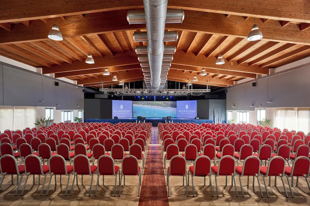 Granserena Hotel — Hotel building in Fasano, Apulia