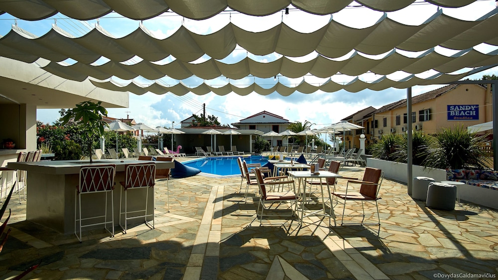 Seaside Resorts — Swimming pool in Lefkimmi (Corfu), Ionian Islands