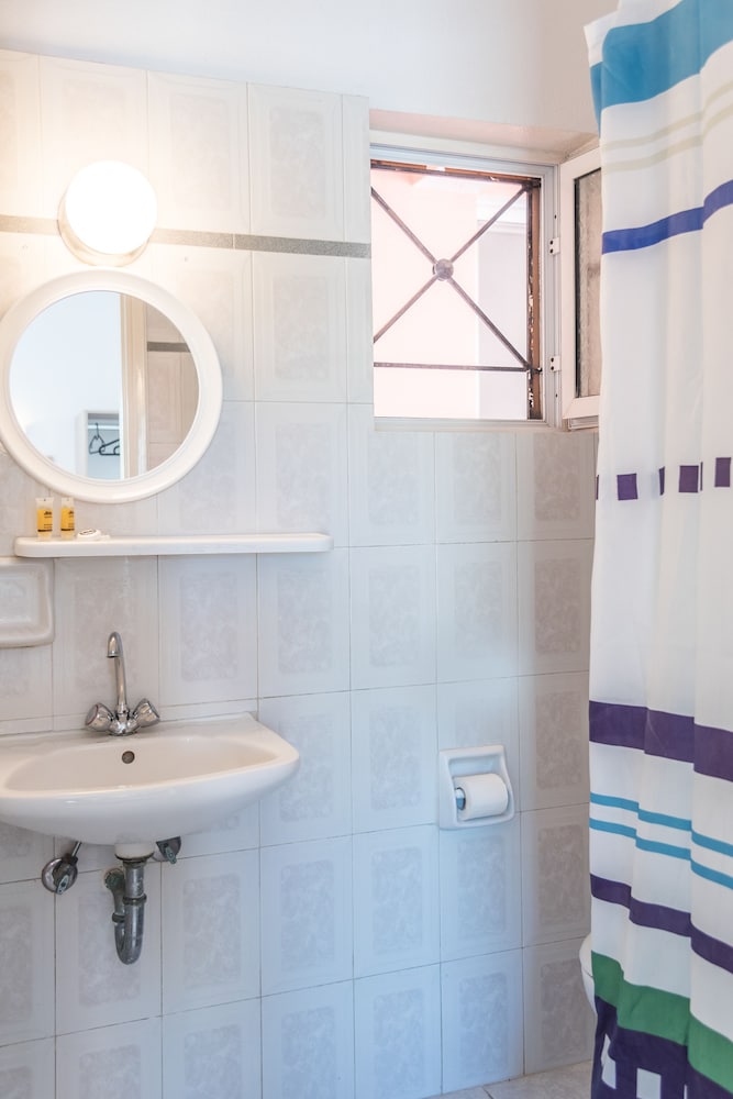 Seaside Resorts — Hotel rooms in Lefkimmi (Corfu), Ionian Islands