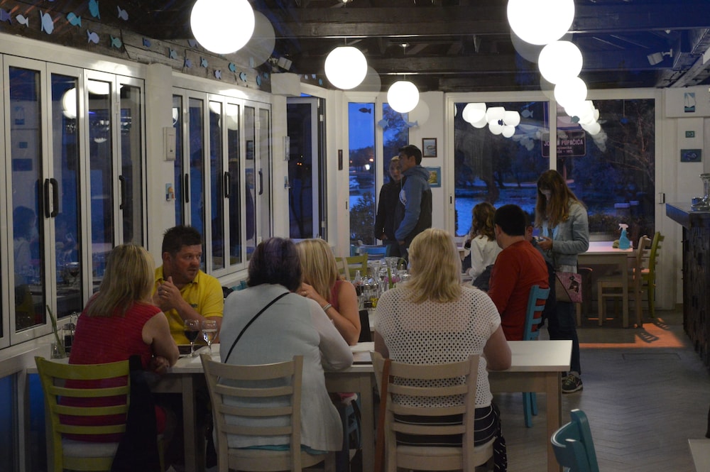 Hotel Delfin — Restaurant & bars in Zadar, Zadar