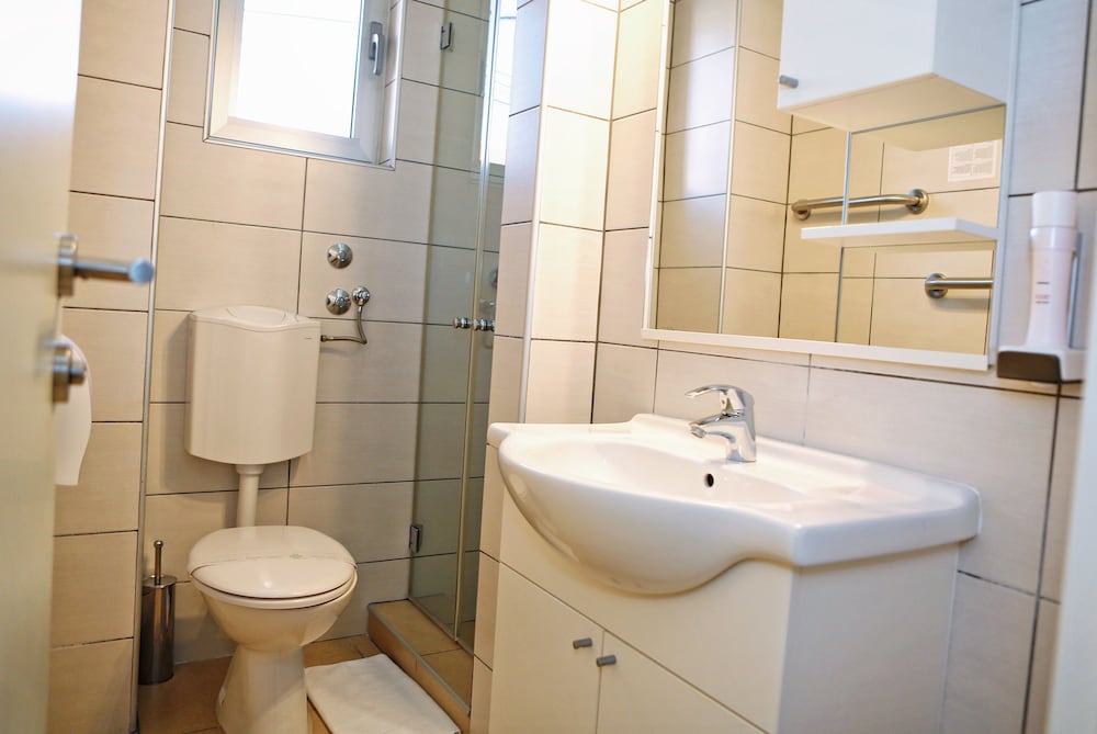 Hotel Delfin — Hotel rooms in Zadar, Zadar