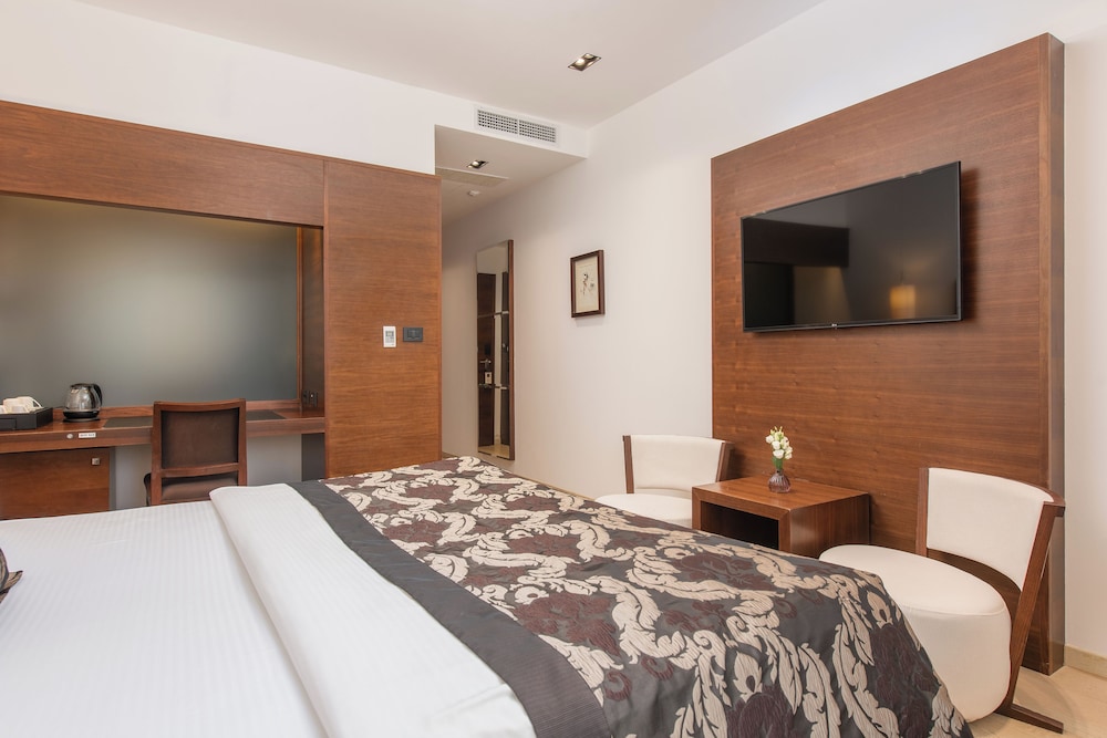 Hotel Marmont Heritage — Hotel rooms in Split, Split-Dalmatia
