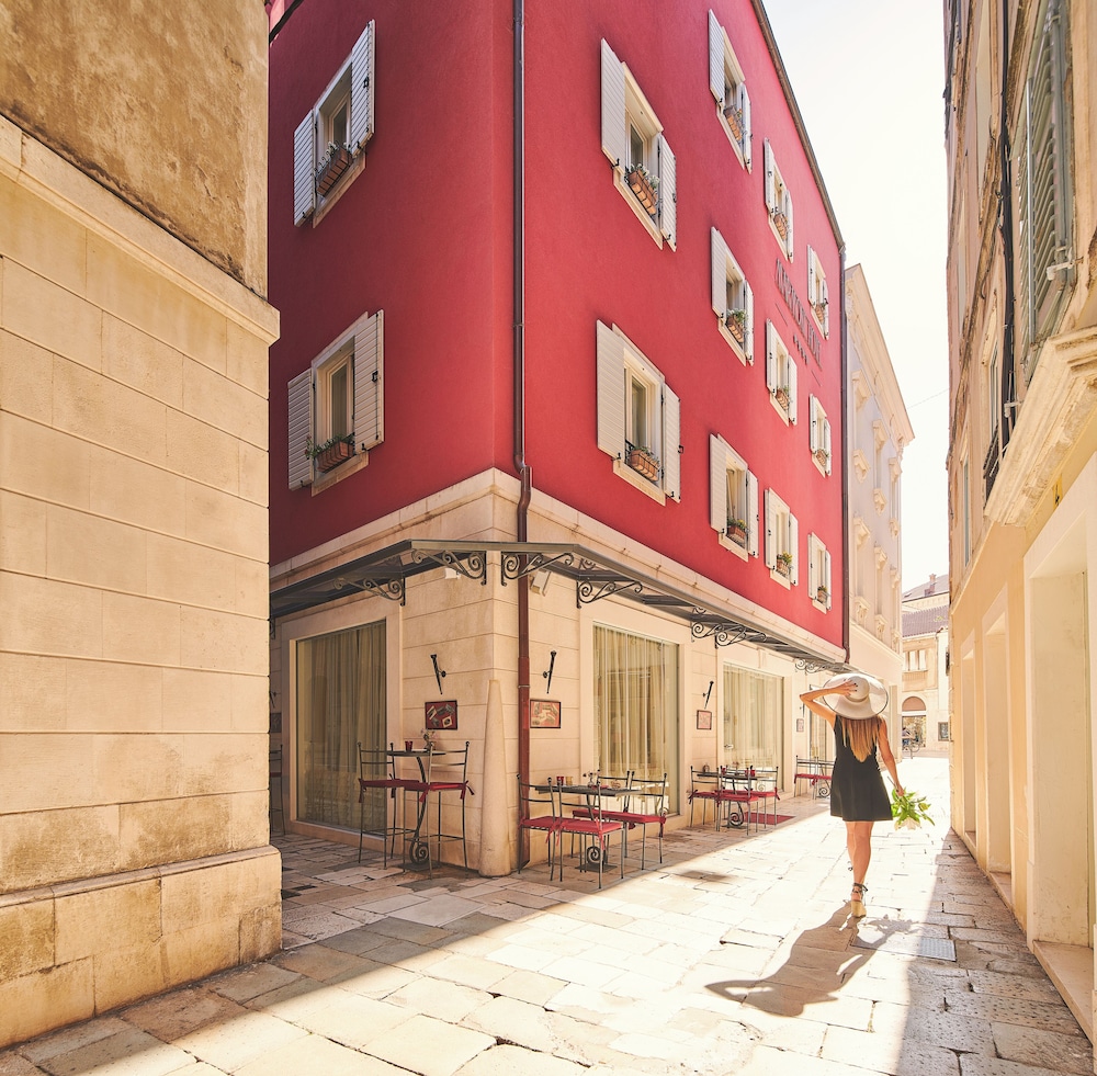 Hotel Marmont Heritage — Hotel building in Split, Split-Dalmatia