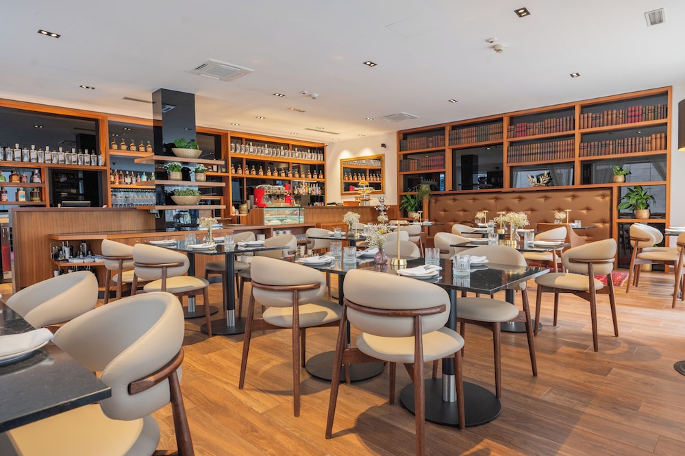Hotel Marmont Heritage — Restaurant & bars in Split, Split-Dalmatia