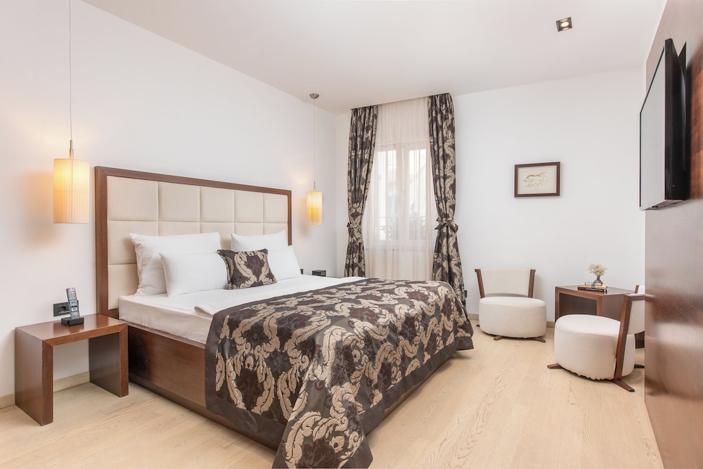 Hotel Marmont Heritage — Hotel rooms in Split, Split-Dalmatia
