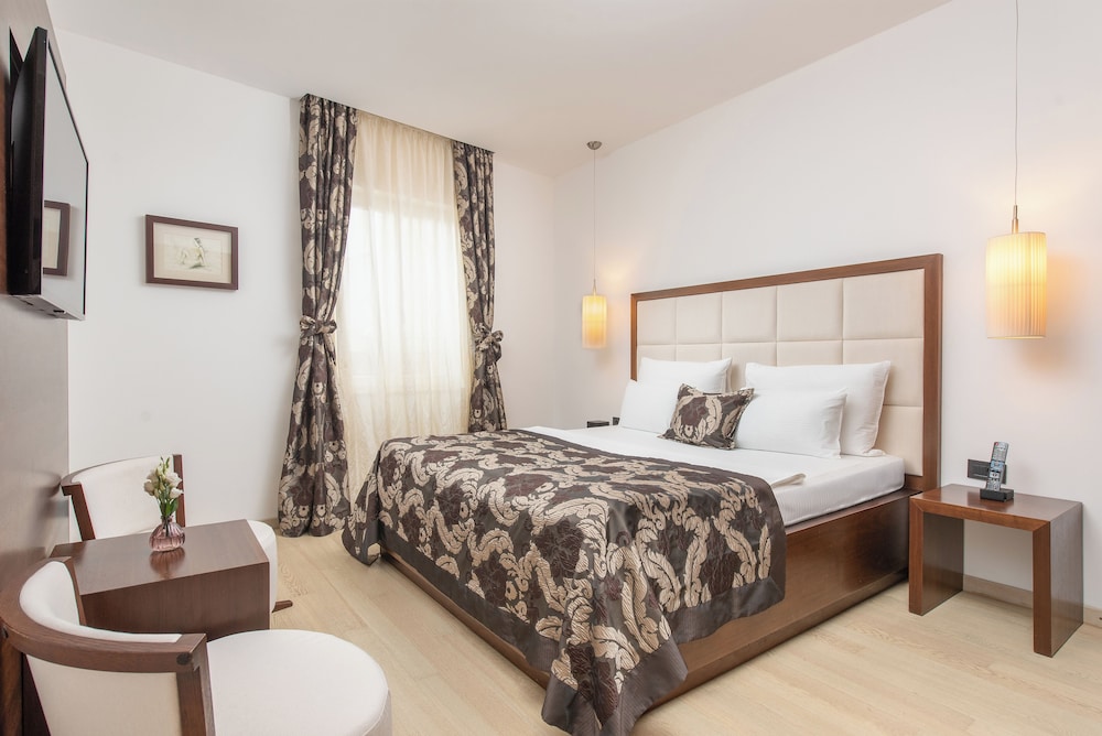 Hotel Marmont Heritage — Hotel rooms in Split, Split-Dalmatia