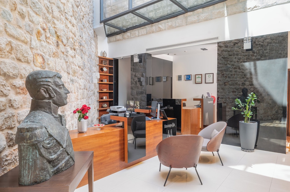 Hotel Marmont Heritage — Hotel building in Split, Split-Dalmatia
