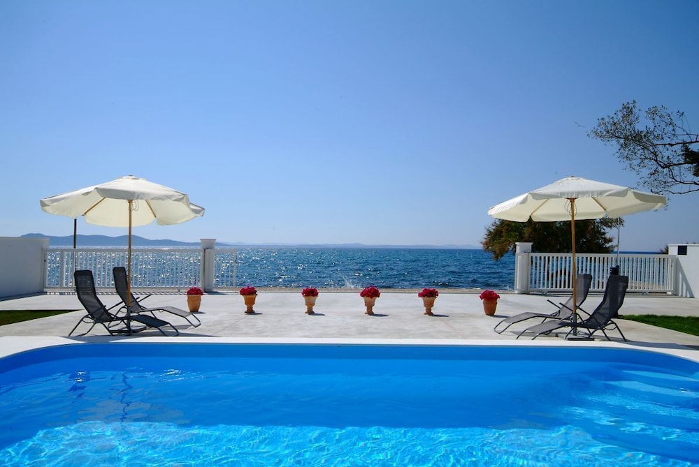 Villa Triana — Swimming pool in Zadar, Zadar