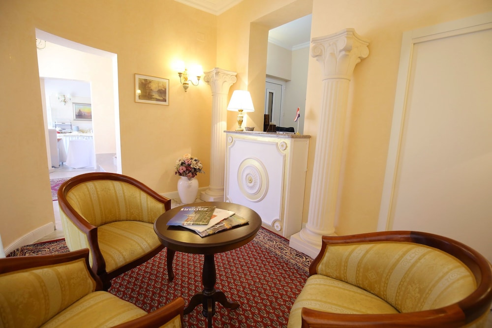 Villa Triana — Hotel building in Zadar, Zadar