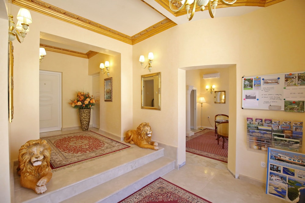 Villa Triana — Hotel building in Zadar, Zadar
