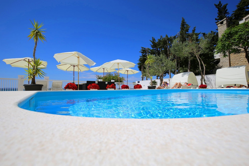 Villa Triana — Swimming pool in Zadar, Zadar