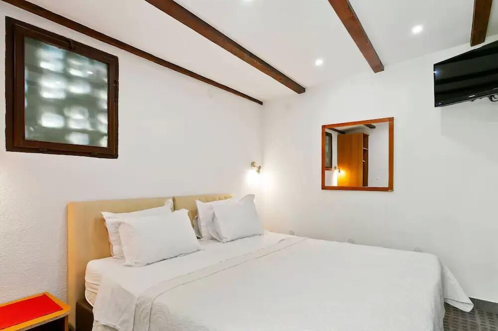Garden Apartment Hotel — Hotel rooms in Split, Split-Dalmatia