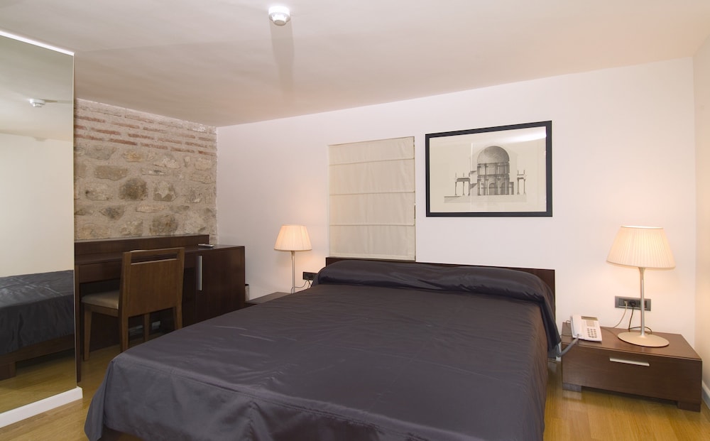 Hotel Vestibul Palace — Hotel rooms in Split, Split-Dalmatia