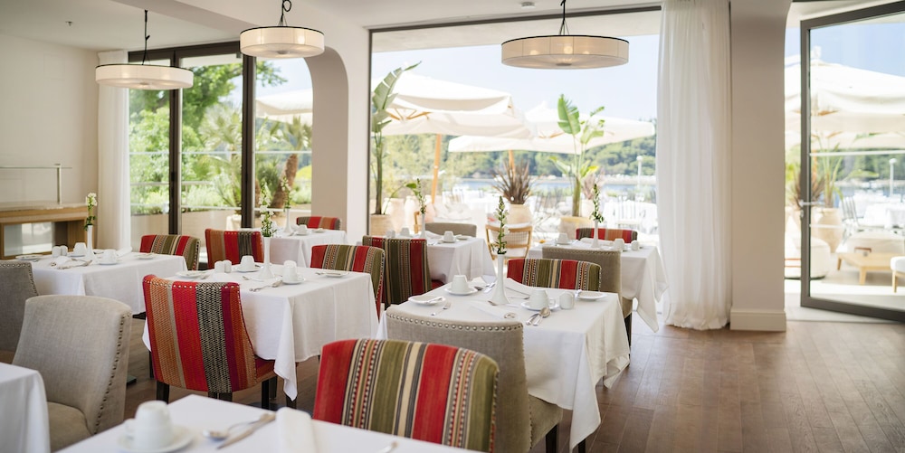 Hotel Supetar Cavtat — Restaurant & bars in Konavle, Dubrovnik-Neretva