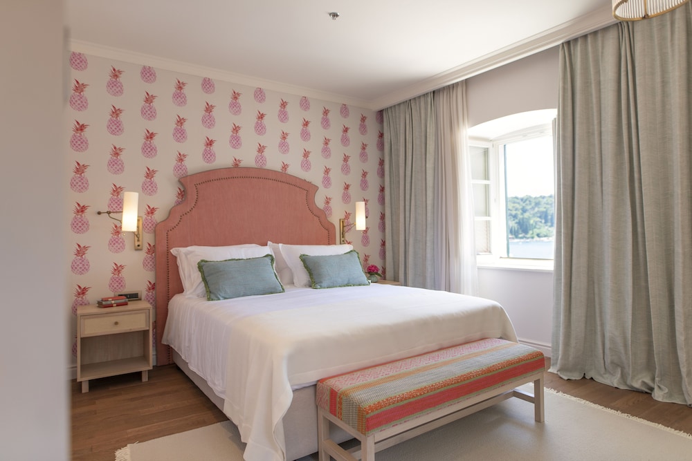 Hotel Supetar Cavtat — Hotel rooms in Konavle, Dubrovnik-Neretva