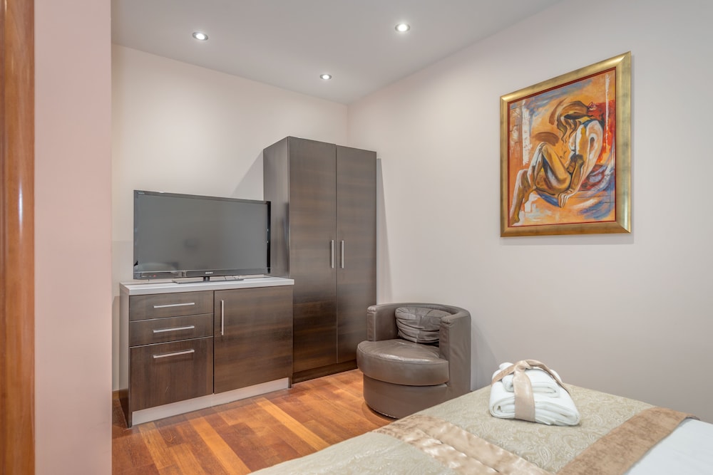 Palace Suites Heritage Hotel – Adults Only — Hotel rooms in Split, Split-Dalmatia