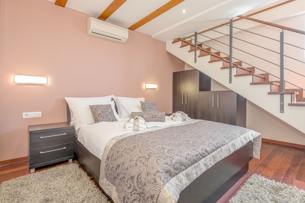 Palace Suites Heritage Hotel – Adults Only — Hotel rooms in Split, Split-Dalmatia