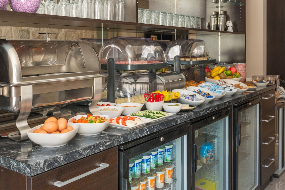 Palace Suites Heritage Hotel – Adults Only — Restaurant & bars in Split, Split-Dalmatia