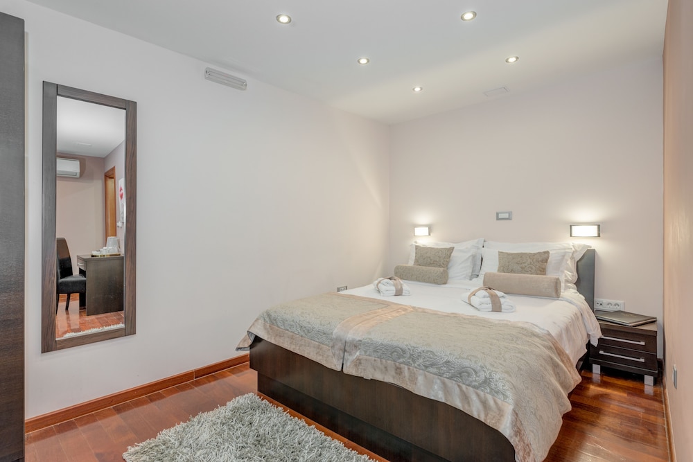 Palace Suites Heritage Hotel – Adults Only — Hotel rooms in Split, Split-Dalmatia