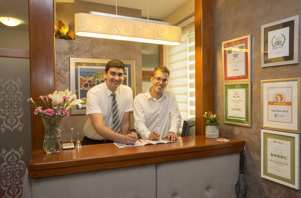 Royal Suites — Hotel building in Split, Split-Dalmatia