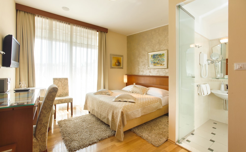 Royal Suites — Hotel rooms in Split, Split-Dalmatia