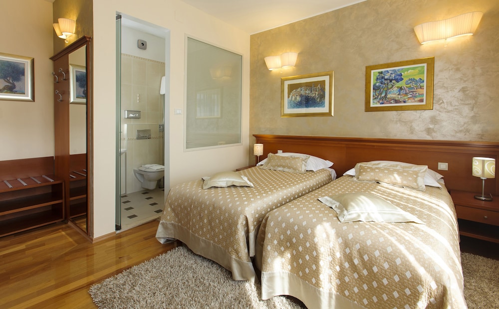 Royal Suites — Hotel rooms in Split, Split-Dalmatia