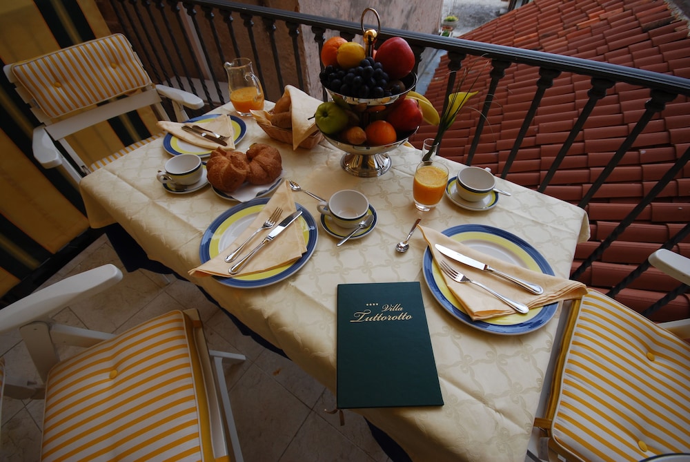 Villa Tuttorotto — Restaurant & bars in Rovinj, Istria