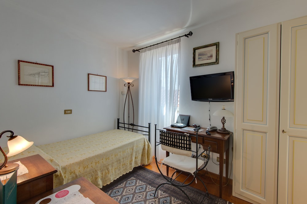 Villa Tuttorotto — Hotel rooms in Rovinj, Istria