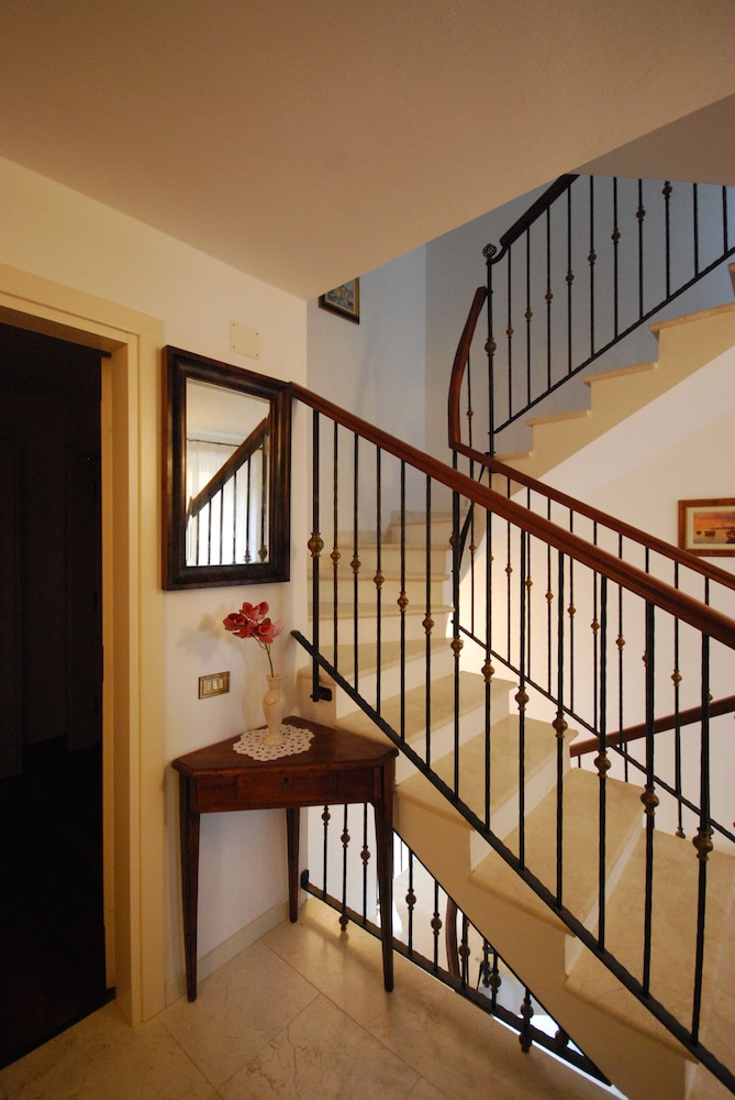 Villa Tuttorotto — Hotel building in Rovinj, Istria