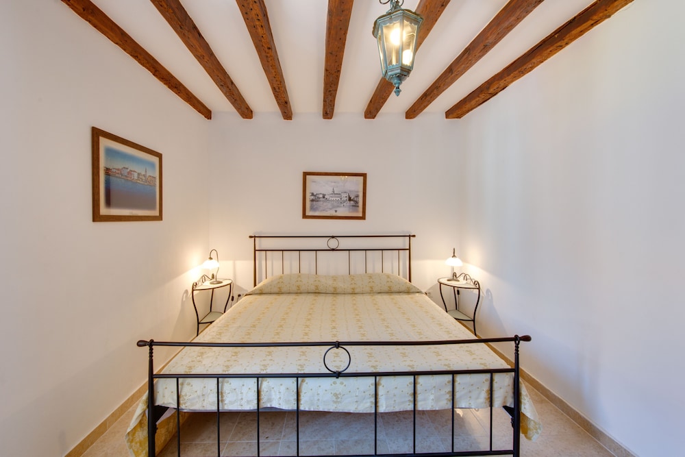Villa Tuttorotto — Hotel rooms in Rovinj, Istria