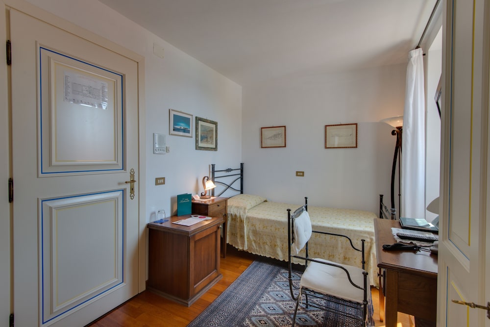Villa Tuttorotto — Hotel rooms in Rovinj, Istria
