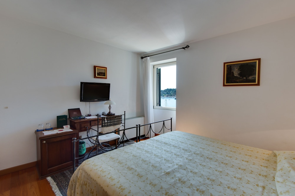 Villa Tuttorotto — Hotel rooms in Rovinj, Istria