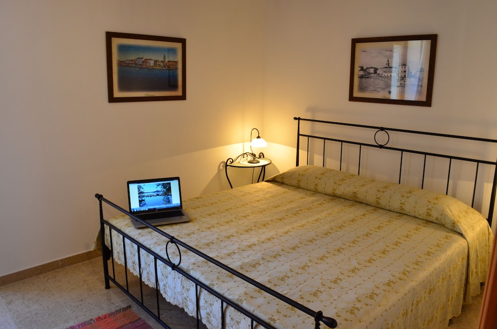 Villa Tuttorotto — Hotel rooms in Rovinj, Istria