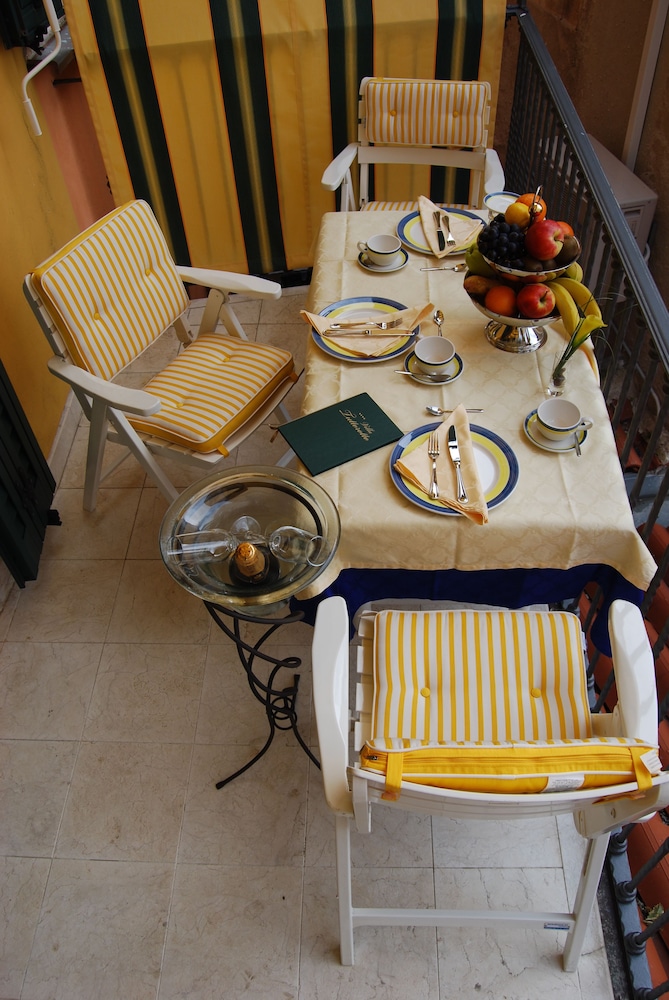 Villa Tuttorotto — Restaurant & bars in Rovinj, Istria