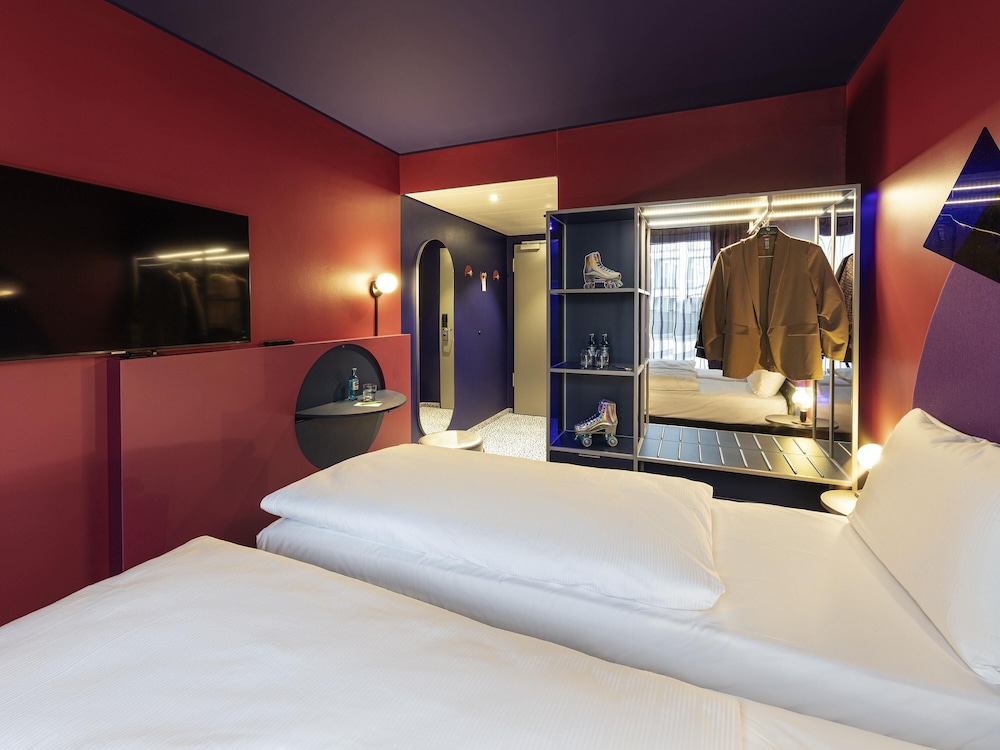 Ibis Styles Muenchen Perlach — Hotel rooms in Munich, Bavaria