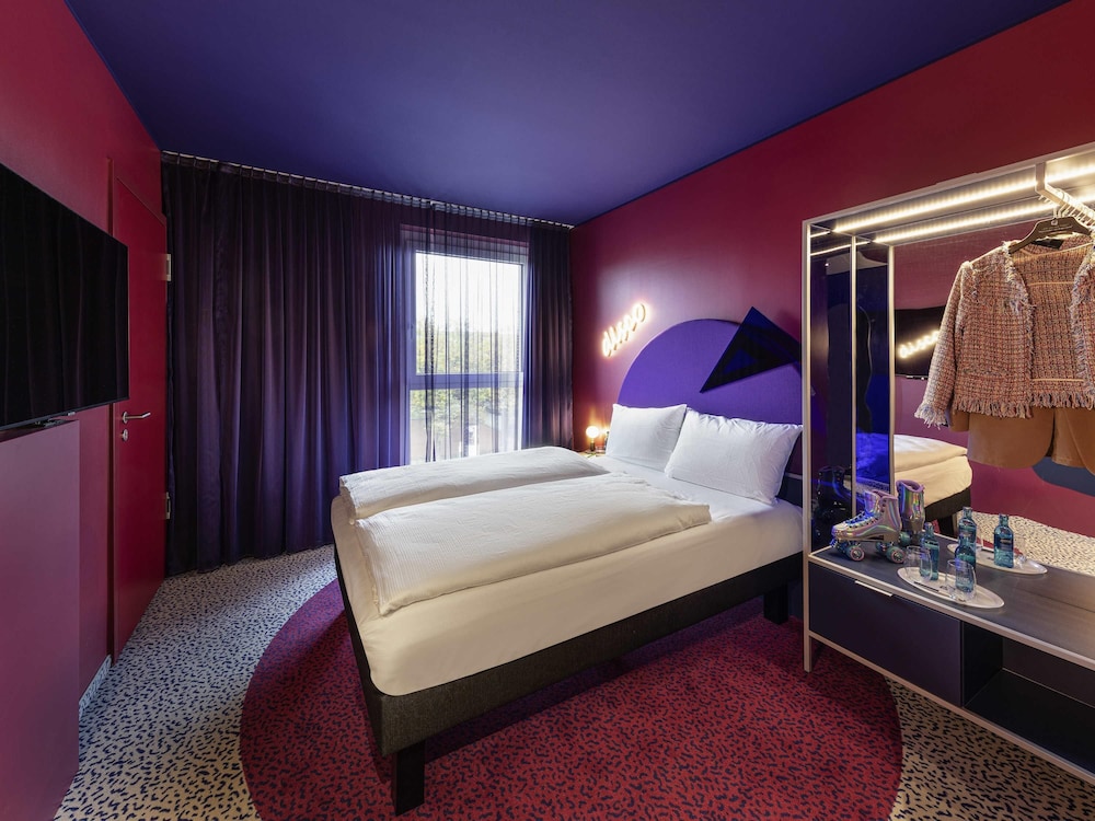 Ibis Styles Muenchen Perlach — Hotel rooms in Munich, Bavaria