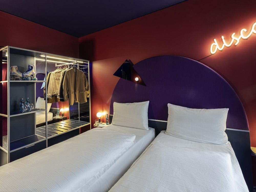 Ibis Styles Muenchen Perlach — Hotel rooms in Munich, Bavaria