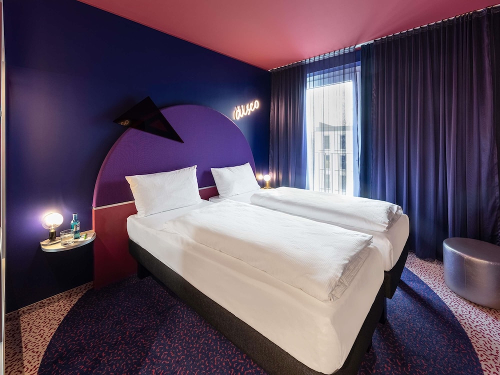 Ibis Styles Muenchen Perlach — Hotel rooms in Munich, Bavaria