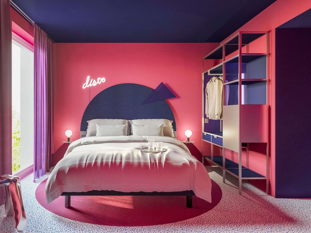 Ibis Styles Muenchen Perlach — Hotel rooms in Munich, Bavaria