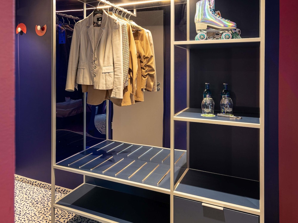 Ibis Styles Muenchen Perlach — Hotel rooms in Munich, Bavaria