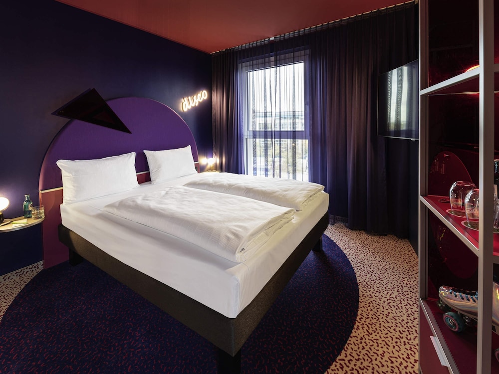 Ibis Styles Muenchen Perlach — Hotel rooms in Munich, Bavaria