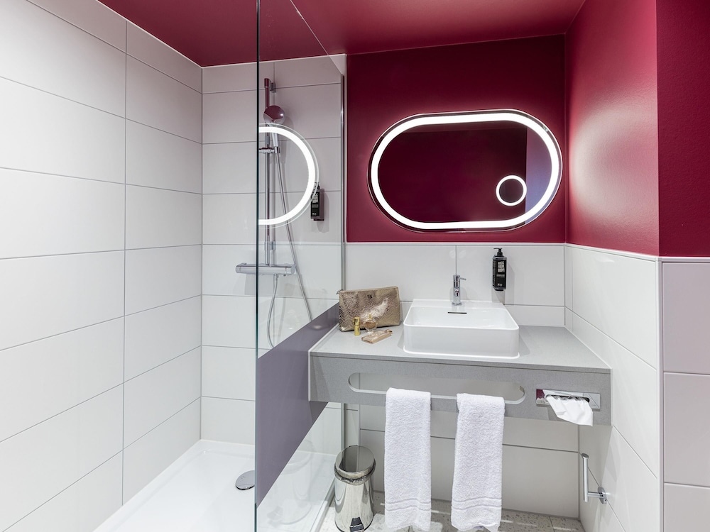 Ibis Styles Muenchen Perlach — Hotel rooms in Munich, Bavaria