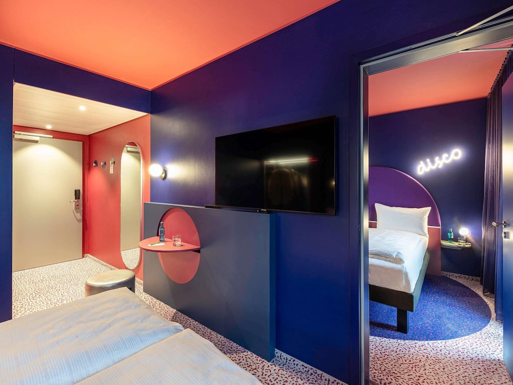Ibis Styles Muenchen Perlach — Hotel rooms in Munich, Bavaria