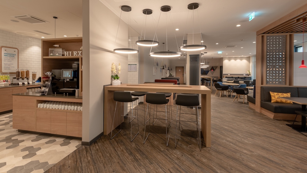 Holiday Inn Express Munich North by IHG — Restaurant & bars in Munich, Bavaria