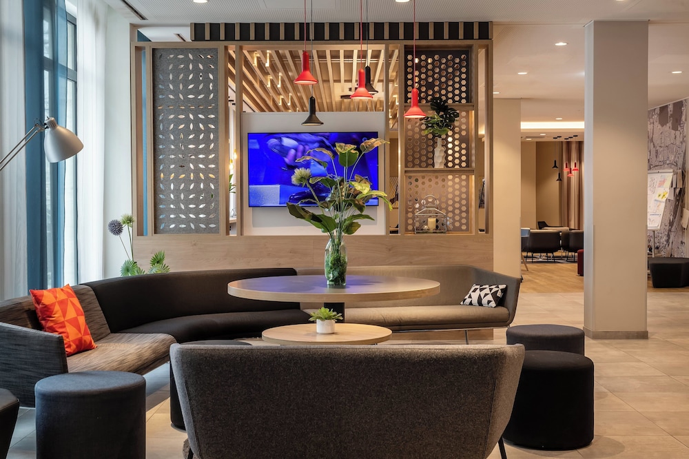 Holiday Inn Express Munich North by IHG — Restaurant & bars in Munich, Bavaria