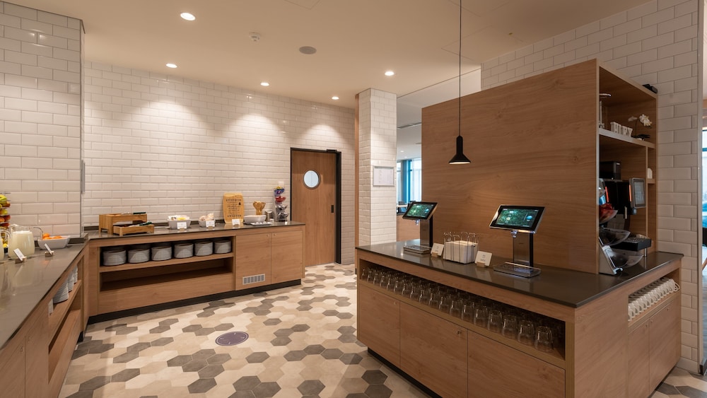 Holiday Inn Express Munich North by IHG — Restaurant & bars in Munich, Bavaria