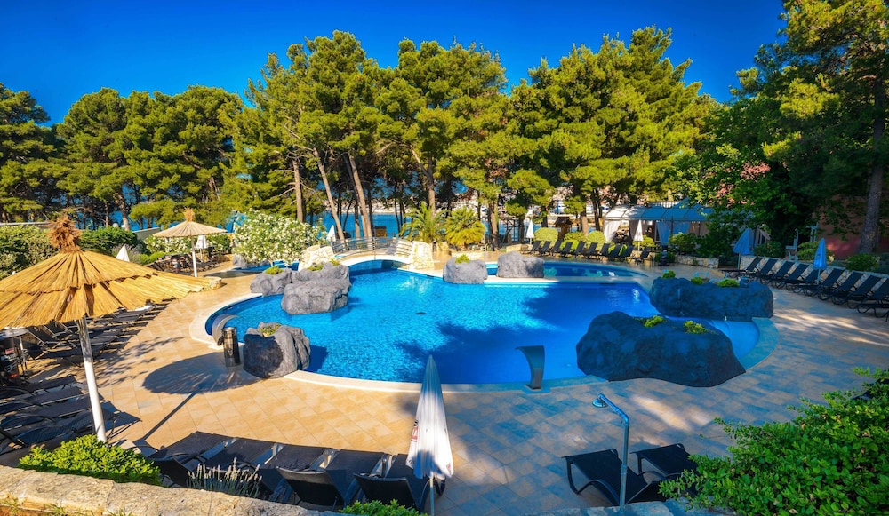 Matilde Beach Resort — Swimming pool in Vodice, Šibenik-Knin