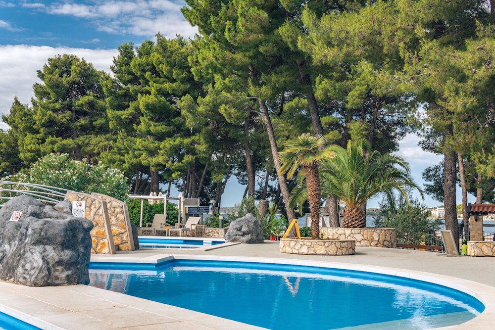 Matilde Beach Resort — Swimming pool in Vodice, Šibenik-Knin