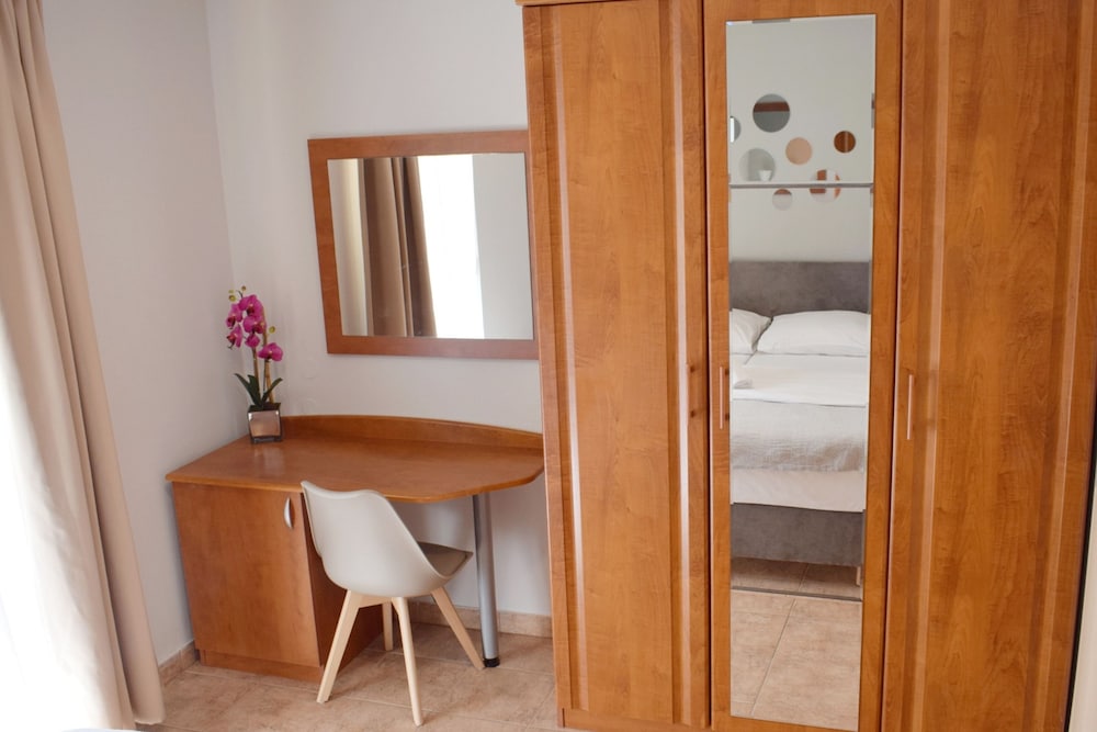 Matilde Beach Resort — Hotel rooms in Vodice, Šibenik-Knin